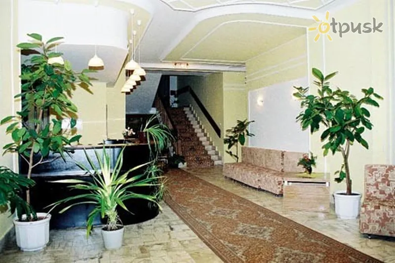 Фото отеля Mier 3* Bardejevs Slovākija vestibils un interjers