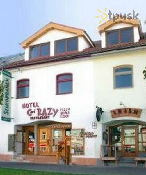 Фото отеля Cafe Razy Hotel 1* Попрад Словаччина екстер'єр та басейни
