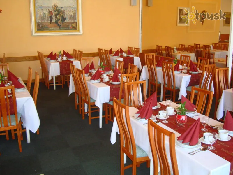 Фото отеля Kupelny Hotel Choc 3* Ružomberok Slovākija bāri un restorāni