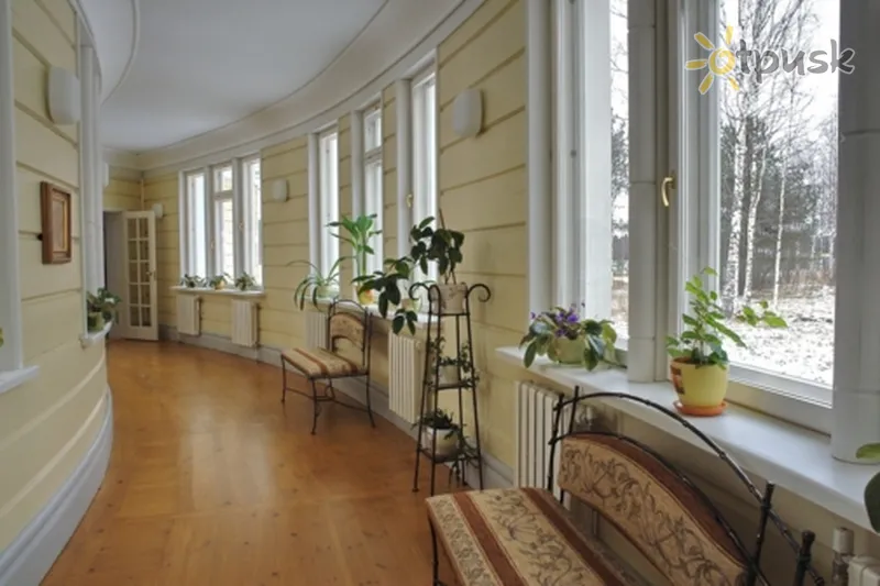 Фото отеля Верхні Мандроги 3* Санкт-Петербург росія лобі та інтер'єр