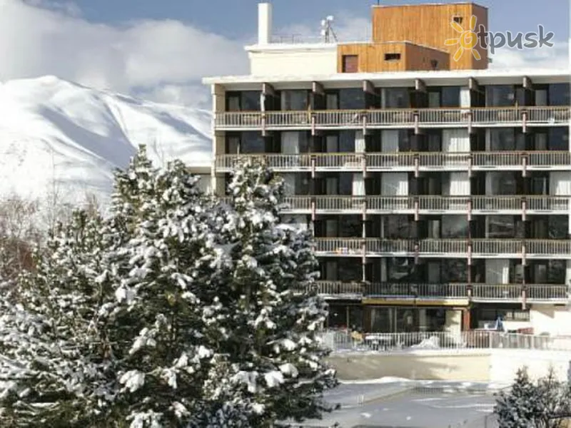 Фото отеля Residence Les 2 Alpes 3* Ле дез Альп Франция экстерьер и бассейны
