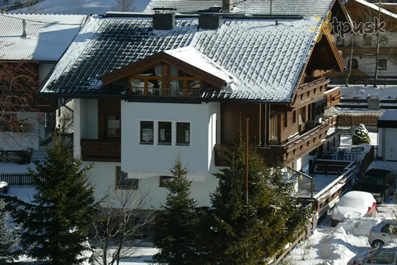 Фото отеля Lorenzi Gaestehaus 3* Solden Austrija ārpuse un baseini