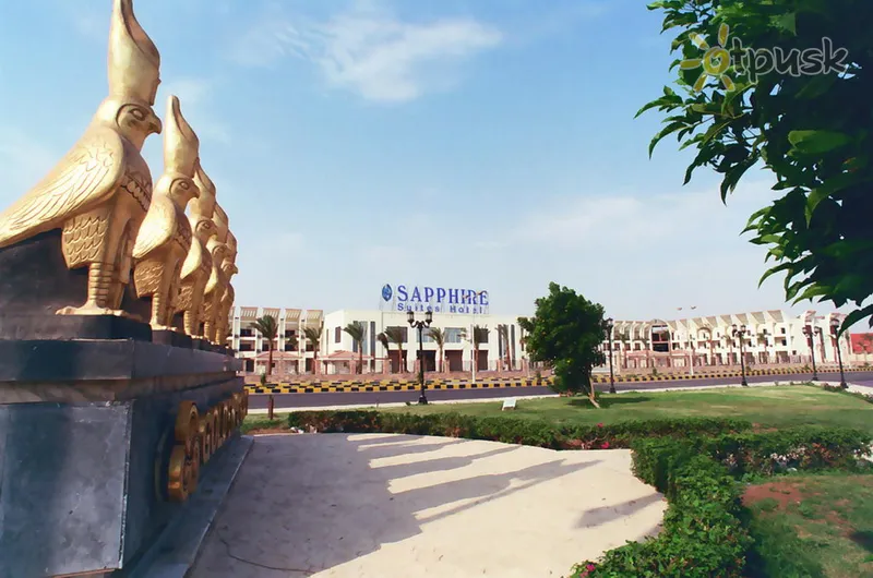 Фото отеля Golden 5 Sapphire Suites Hotel 4* Хургада Єгипет екстер'єр та басейни