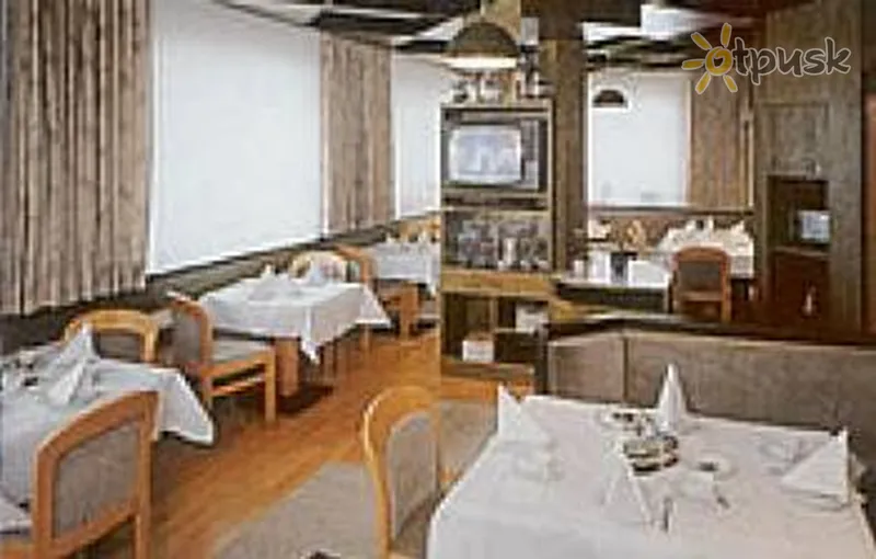 Фото отеля Oetztal Pension 3* Зельден Австрия бары и рестораны