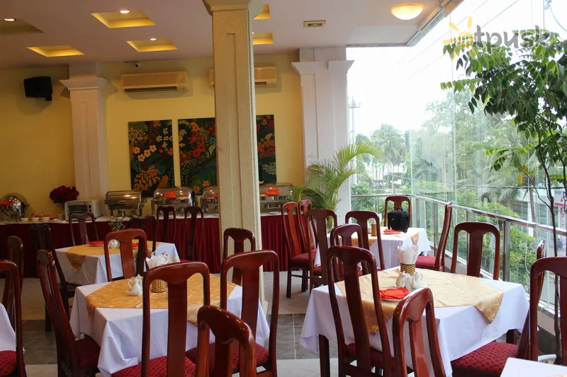 Фото отеля Nha Trang Beach Hotel 3* Нячанг Вьетнам бары и рестораны