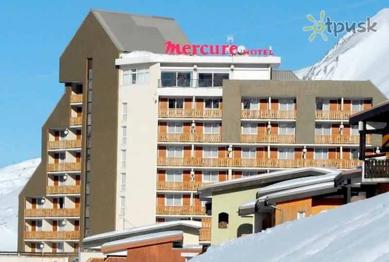 Фото отеля Mercure Les Deux Alpes 1800 4* Ле дез Альп Франция экстерьер и бассейны