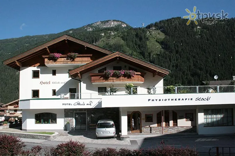 Фото отеля Glueck Auf Hotel Garni 3* Mayrhofen Austrija ārpuse un baseini