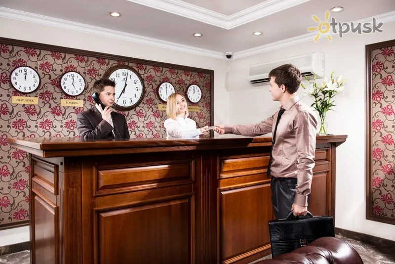 Фото отеля Greguar Hotel & Apartments 4* Киев Украина лобби и интерьер