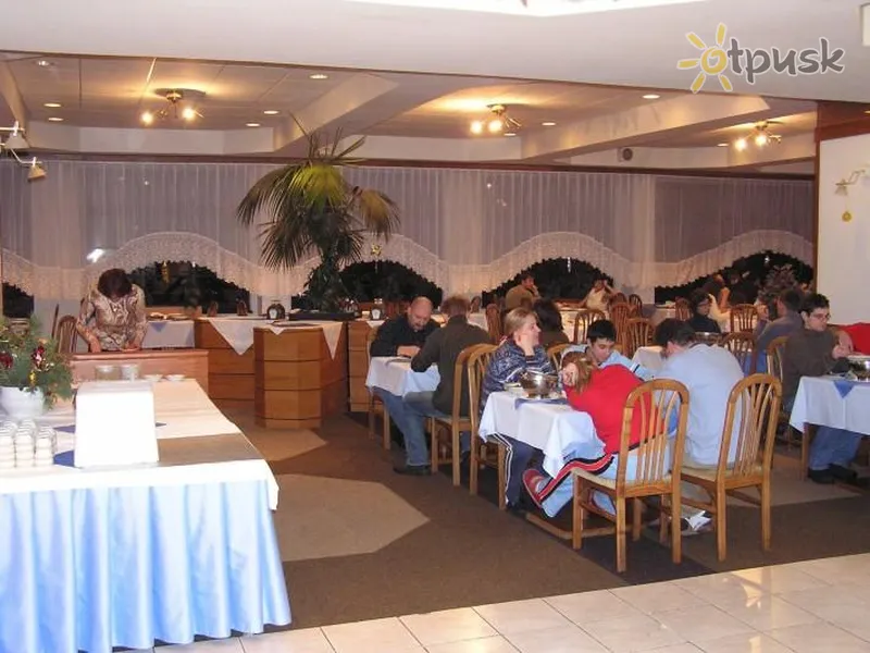 Фото отеля Dumbier 2* Liptovska Mikulas Slovākija bāri un restorāni