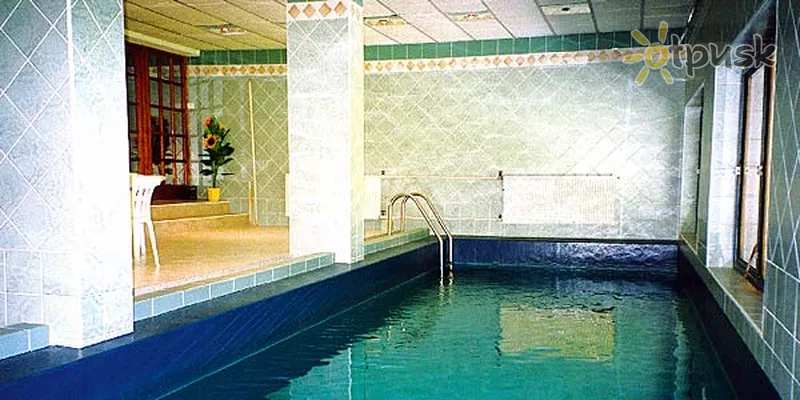 Фото отеля Toliar Hotel 3* Штрбське Плесо Словаччина екстер'єр та басейни
