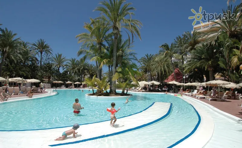 Фото отеля Riu Palmeras Hotel / Bung Riu Palmitos 4* Gran Kanarija (Kanarai) Ispanija išorė ir baseinai
