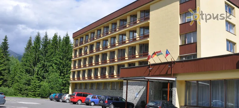 Фото отеля Krivan Hotel 2* Підбанськ Словаччина екстер'єр та басейни