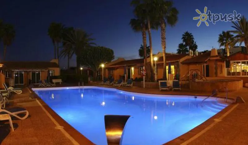 Фото отеля Los Almendros Bungalows Resort 3* о. Гран Канарія (Канари) Іспанія екстер'єр та басейни