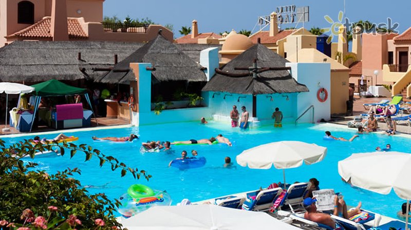 Фото отеля Tagoro Family & Fun Costa Adeje 3* о. Тенерифе (Канары) Испания экстерьер и бассейны