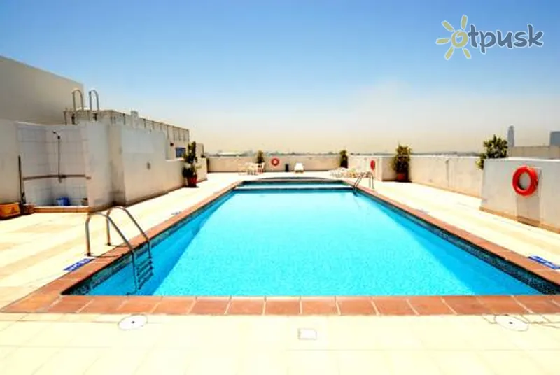 Фото отеля Richmond Hotel Apartments 3* Dubajus JAE išorė ir baseinai