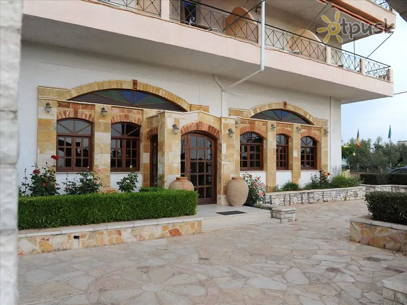 Фото отеля Kaiafas Lake Hotel 3* Peloponesas Graikija išorė ir baseinai