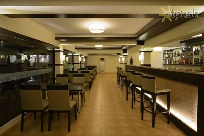 Фото отеля Deltin Suites 4* Ziemeļu goa Indija bāri un restorāni
