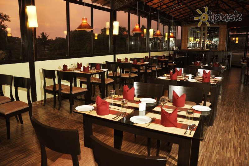 Фото отеля Sukhmantra Resort & Spa 4* Северный Гоа Индия бары и рестораны
