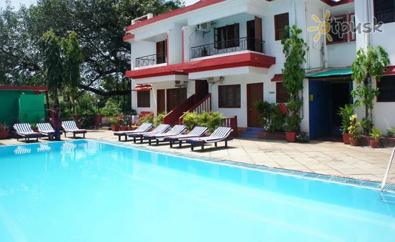 Фото отеля Hotel Germany 2* Šiaurės Goa Indija išorė ir baseinai