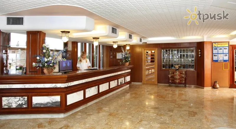 Фото отеля Negresco 3* о. Майорка Іспанія лобі та інтер'єр