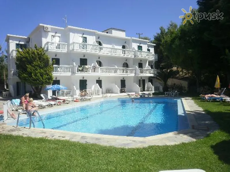 Фото отеля Ionian Hill Hotel 2* Zakintas Graikija išorė ir baseinai