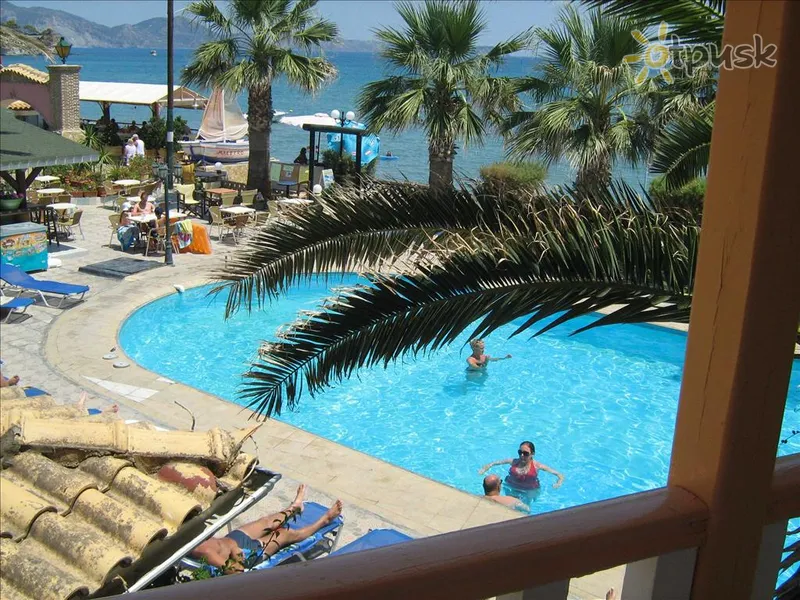 Фото отеля Turtle Beach Studios Hotel & Apartments 3* о. Закинф Греция экстерьер и бассейны