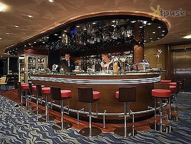 Фото отеля Novotel Budapest Danube Hotel 4* Budapeštas Vengrija barai ir restoranai