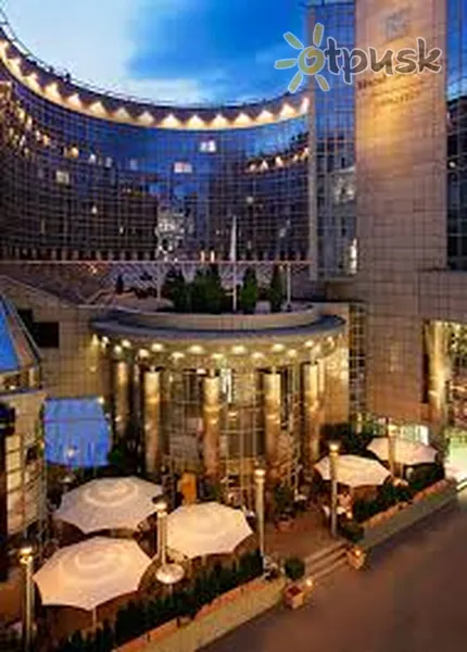 Фото отеля Kempinski Corvinus Budapest 5* Будапешт Угорщина екстер'єр та басейни