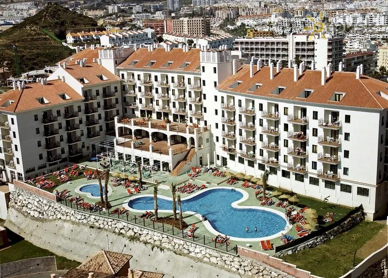 Фото отеля Benalmadena Palace 4* Costa del Sol Spānija ārpuse un baseini