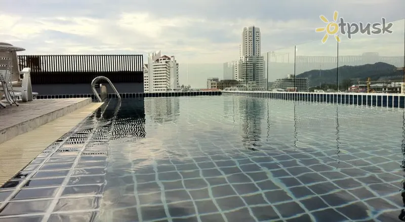 Фото отеля Hallo Patong Hotel 2* о. Пхукет Таїланд екстер'єр та басейни