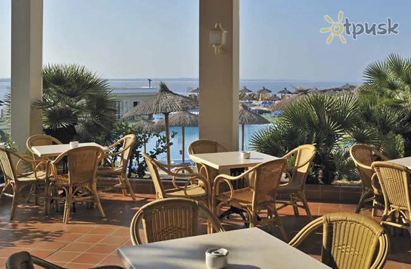 Фото отеля Globales Club Almirante Farragut 4* Menorka Ispanija barai ir restoranai