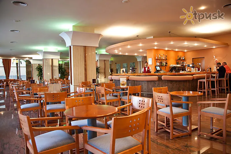 Фото отеля Sirenis Tres Carabelas & Spa 4* о. Ібіца Іспанія бари та ресторани