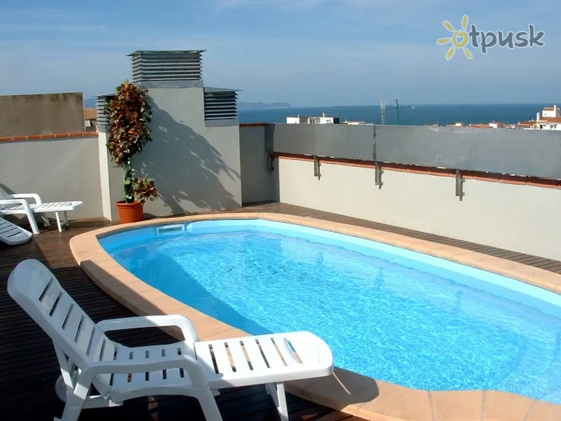 Фото отеля Mestral Apartamentos 2* Коста Брава Іспанія екстер'єр та басейни
