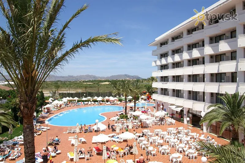 Фото отеля AluaSoul Alcudia Bay 4* о. Майорка Испания экстерьер и бассейны