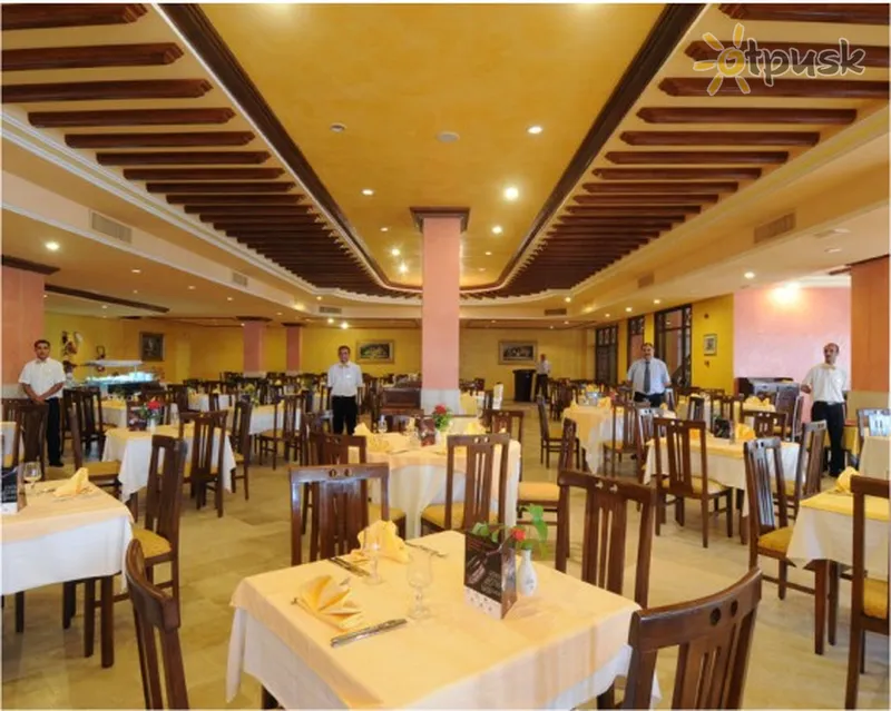 Фото отеля Dar Ismail Tabarka 4* Табарка Туніс бари та ресторани