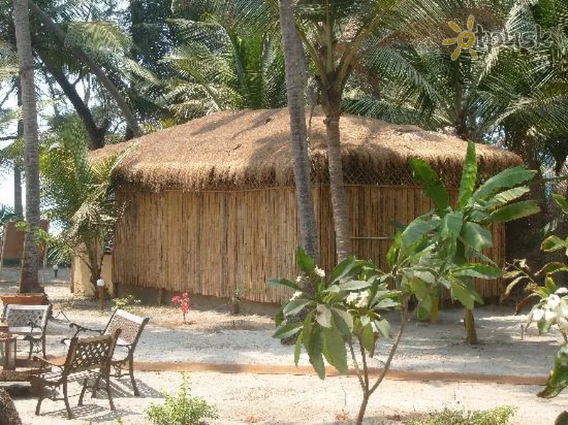 Фото отеля Furtado's Beach House 2* Dienvidu goa Indija ārpuse un baseini