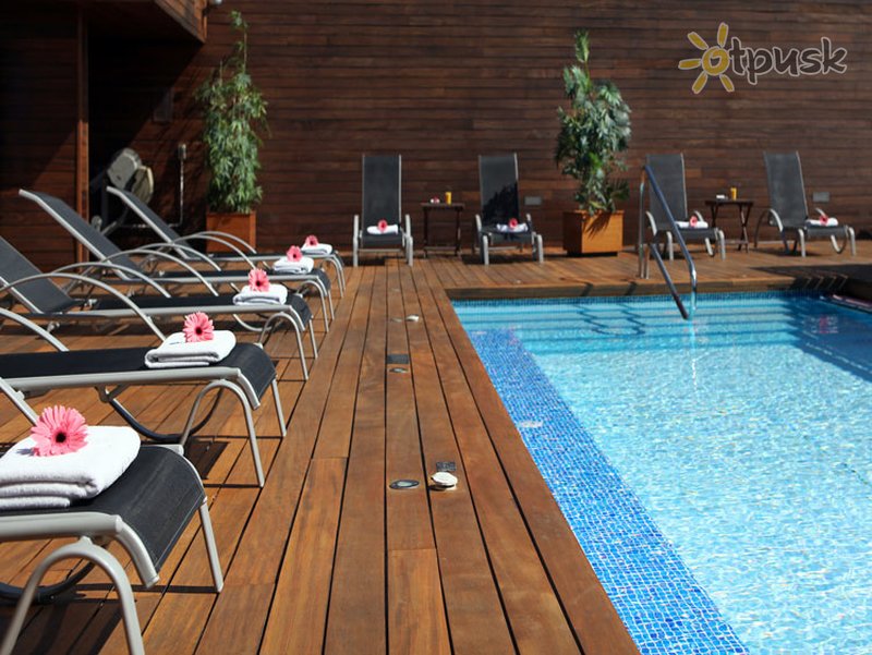 Фото отеля Lleo Hotel 3* Барселона Испания экстерьер и бассейны