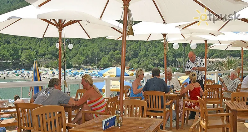Фото отеля Sirenis Cala Llonga Resort 3* Ibiza Ispanija barai ir restoranai