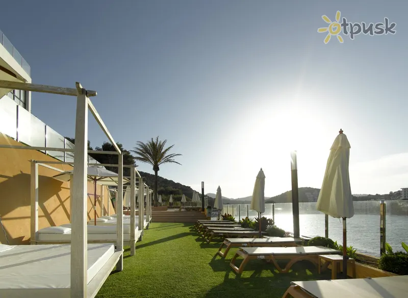 Фото отеля Fiesta Hotel Cala Llonga 3* Ibiza Ispanija išorė ir baseinai