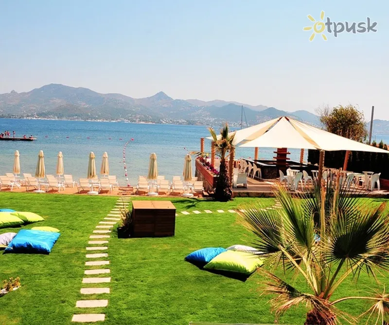 Фото отеля Avangarde Yalikavak Hotel 4* Бодрум Турция экстерьер и бассейны
