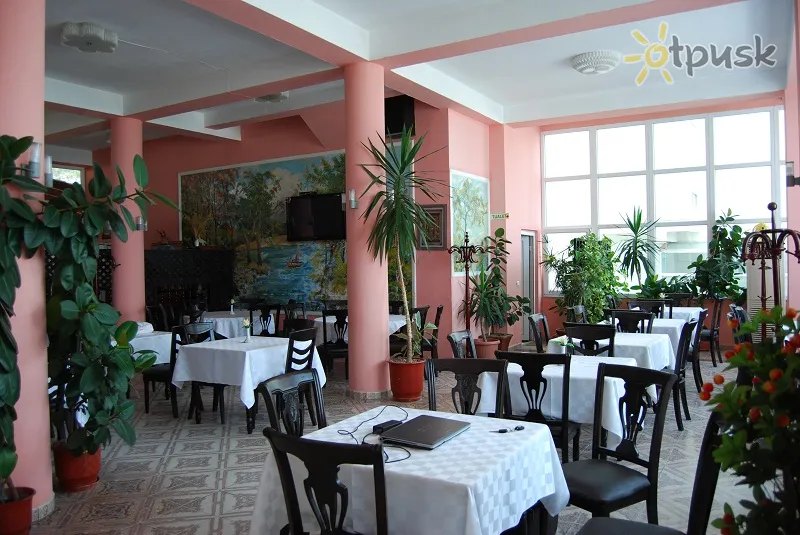 Фото отеля Elba Hotel 3* Durresa Albānija bāri un restorāni