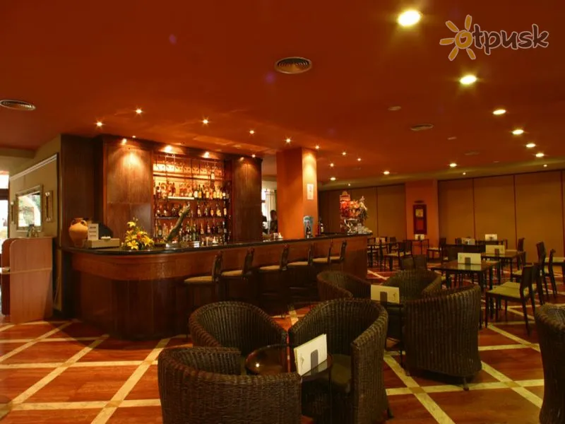 Фото отеля Termes Montbrio Hotel 4* Коста Дорада Іспанія бари та ресторани