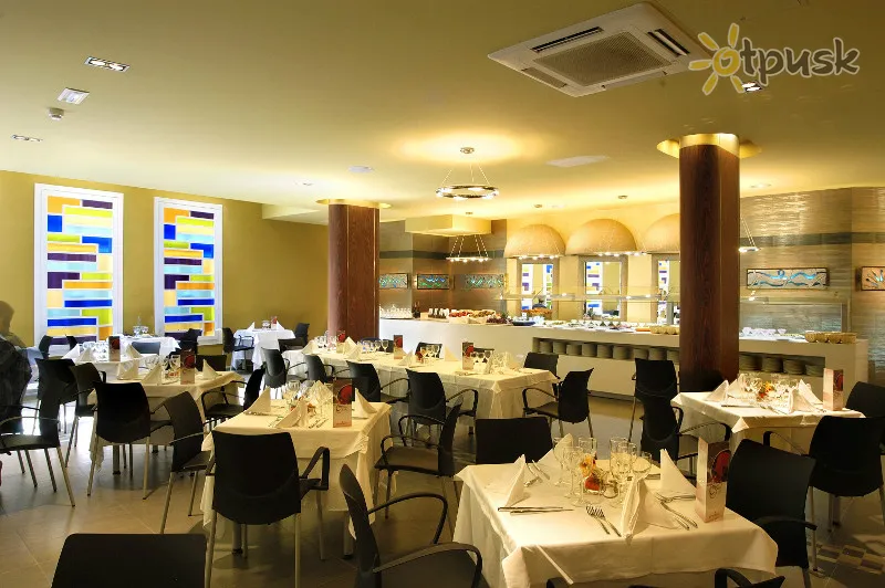 Фото отеля Evenia Olympic Palace 4* Kostabrava Spānija bāri un restorāni