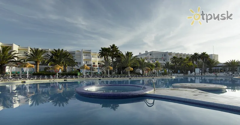 Фото отеля Fiesta Club Palm Beach 3* о. Ібіца Іспанія екстер'єр та басейни