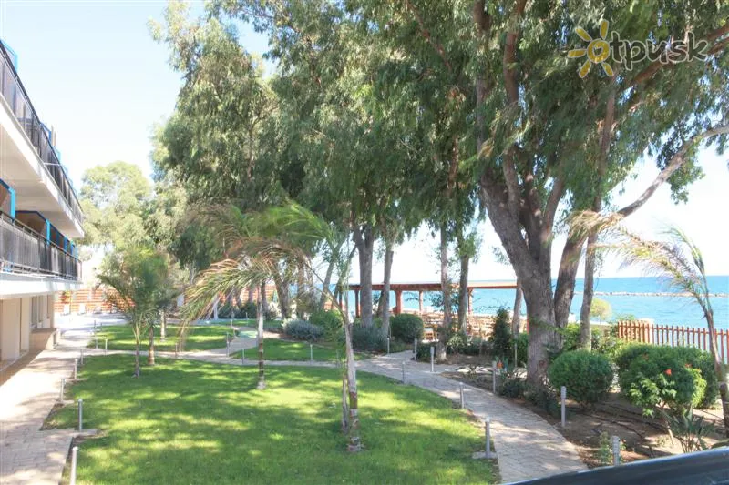 Фото отеля Aquarius Beach Hotel 2* Limasola Kipra ārpuse un baseini