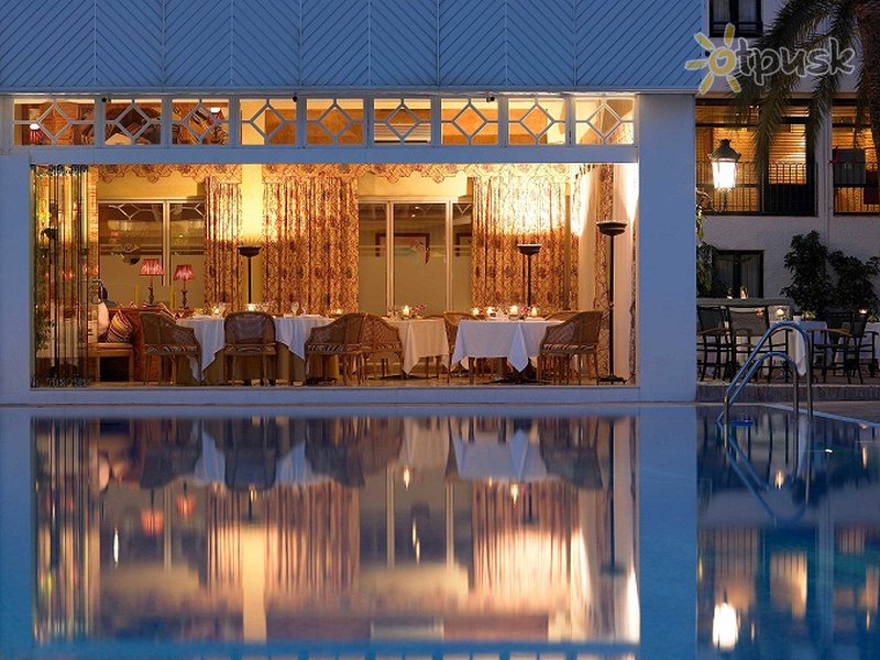 Фото отеля Los Monteros Hotel & Spa 5* Коста Дель Соль Испания бары и рестораны