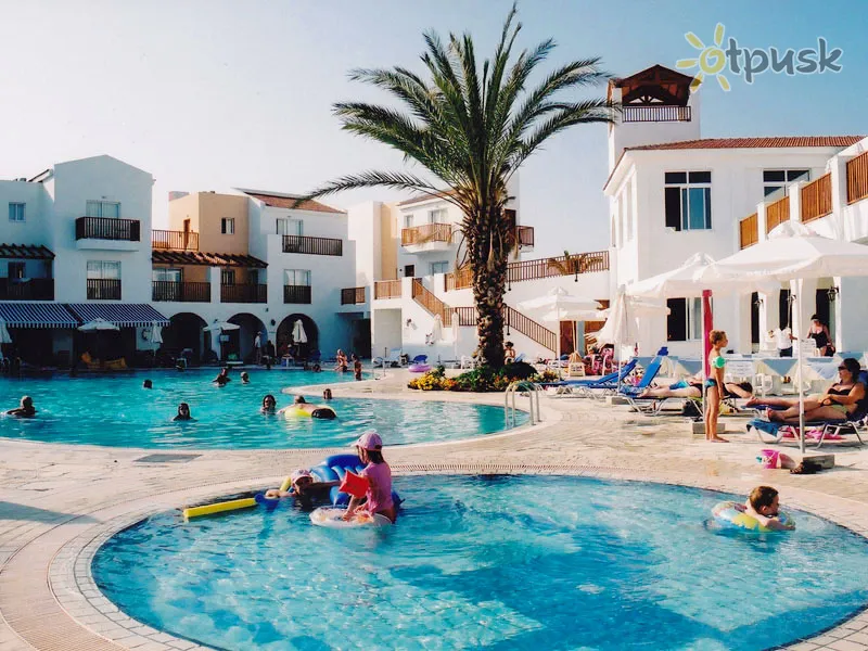 Фото отеля Akti Beach Village Resort 4* Пафос Кіпр для дітей