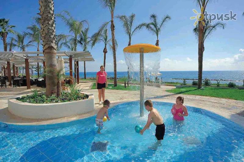 Фото отеля Alexander the Great Beach Hotel 4* Пафос Кіпр для дітей