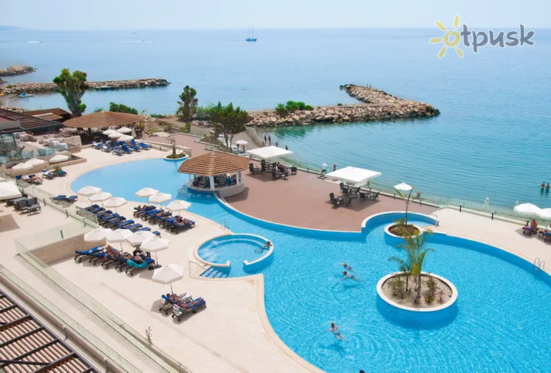 Фото отеля The Royal Apollonia Beach 5* Limasolis Kipras išorė ir baseinai