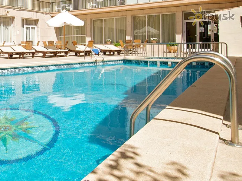 Фото отеля Las Arenas Hotel 3* о. Майорка Іспанія екстер'єр та басейни
